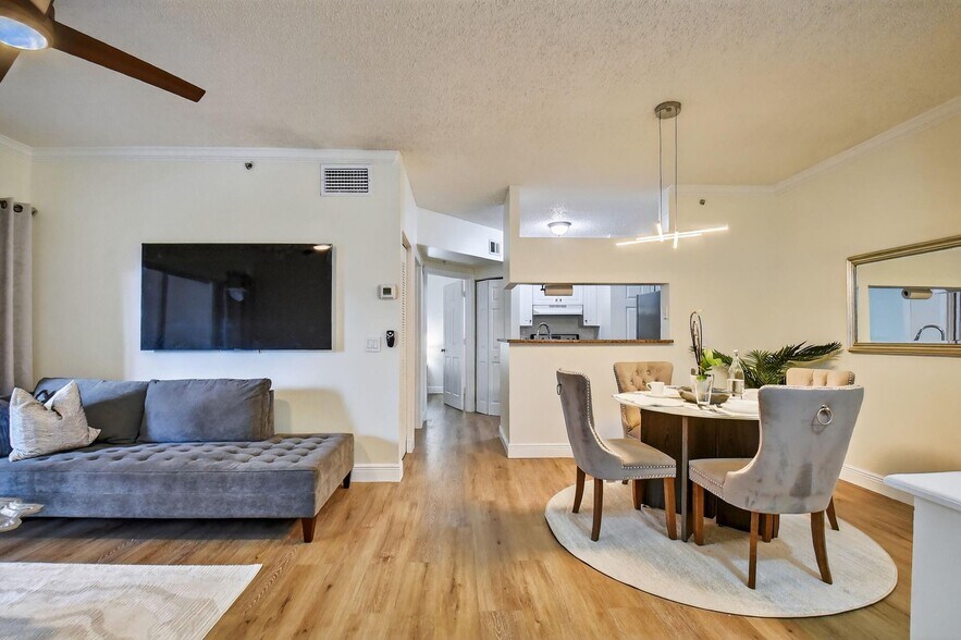 Building Photo - 3212 Tuscany Way