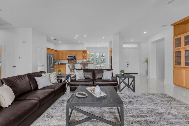 Building Photo - 44397 Mesquite Dr