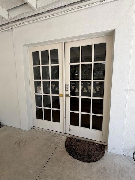 Building Photo - 209 W Emily St
