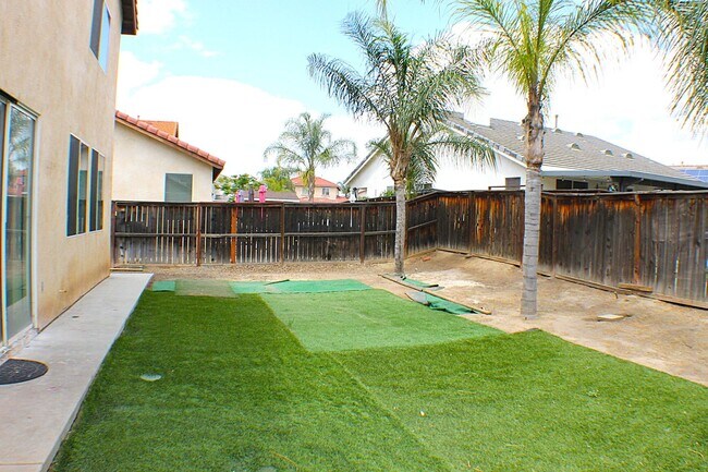 Building Photo - Moreno Valley Ranch, Spacious 4 Bedroom