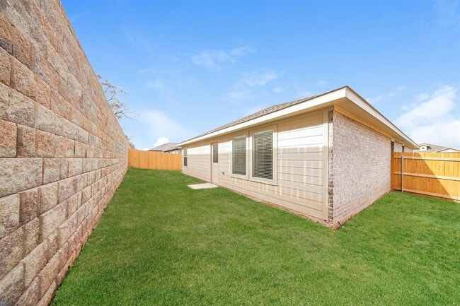 Building Photo - 9108 SW 20th St