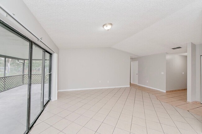 Building Photo - 4 bedroom / 2bath Home for Rent Kissimmee....