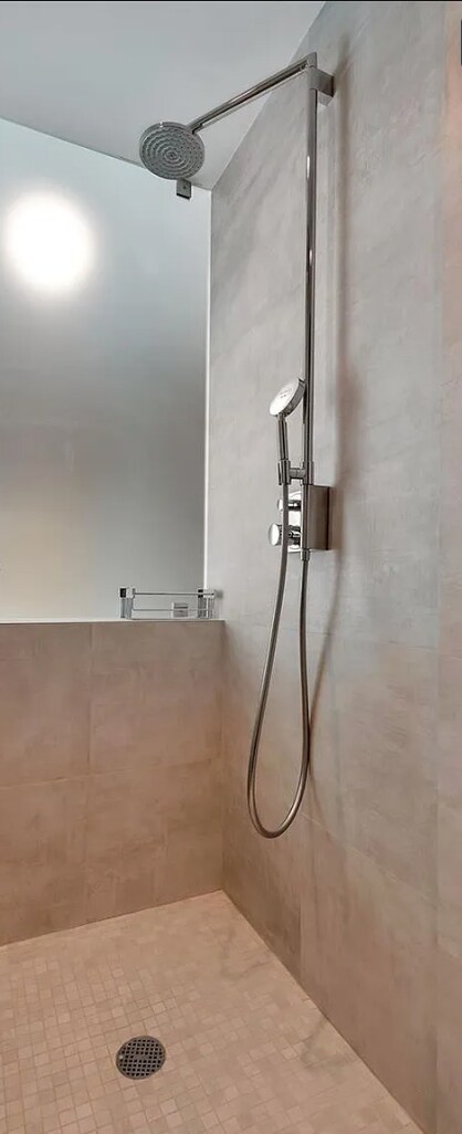 Building Photo - 1040 Biscayne Blvd