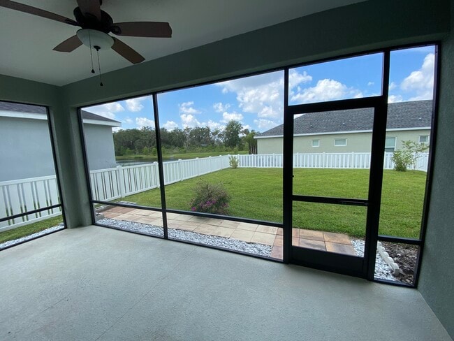 Building Photo - 10909 Shade Tree Cv