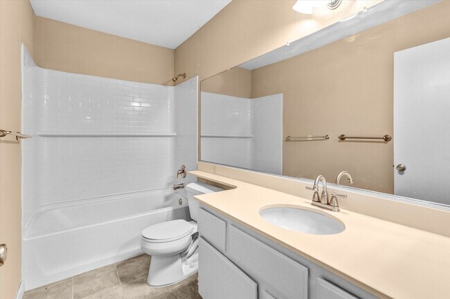Building Photo - $500 Move In Special! 3 BD, 2.5 BA Townhome At The Groves In Carmel Valley-Del Mar