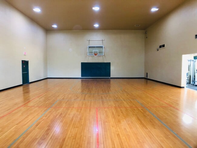 Building Photo - 11510 Villa Grand