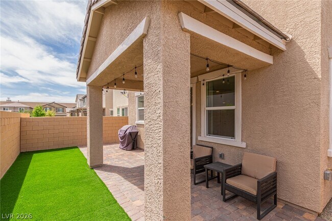 Building Photo - 10212 Starlit Cyn Ct