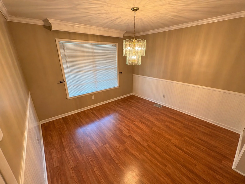 Dining room - 2307 Oliver Ave
