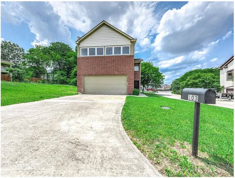 Building Photo - 103 Capetown Cir