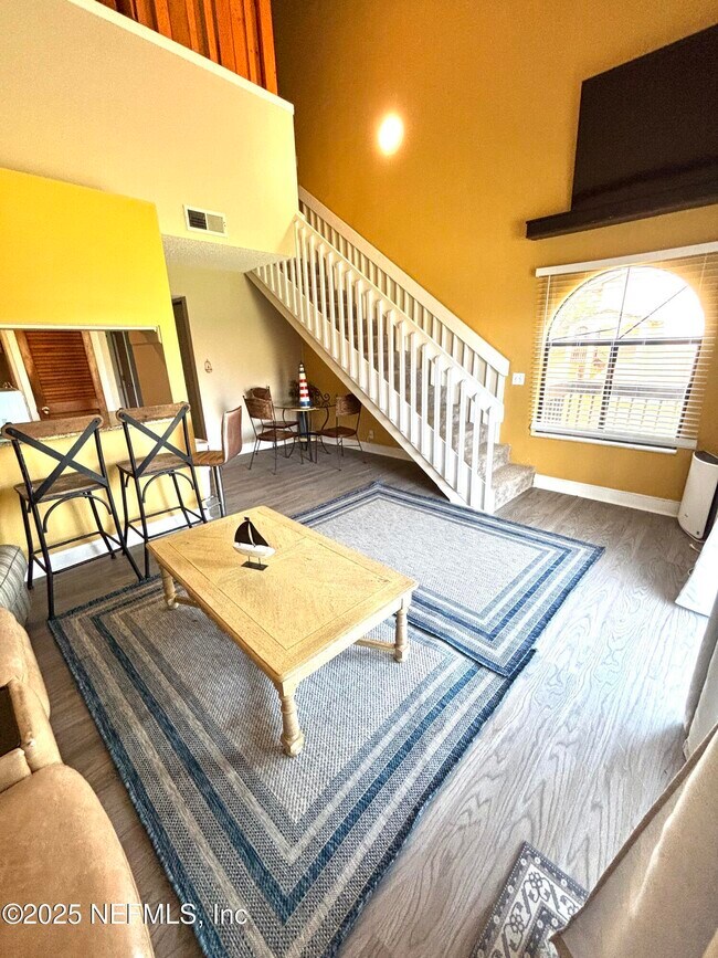 Building Photo - 1255 Ponce Island Dr