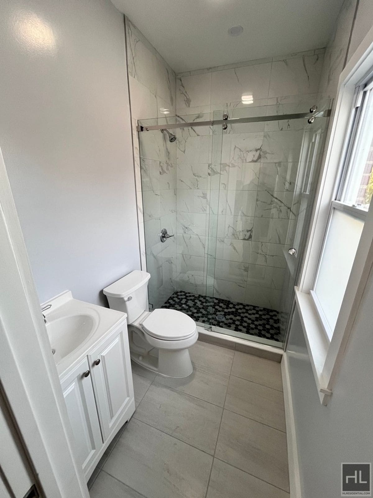 Building Photo - Monroe St, YONKERS