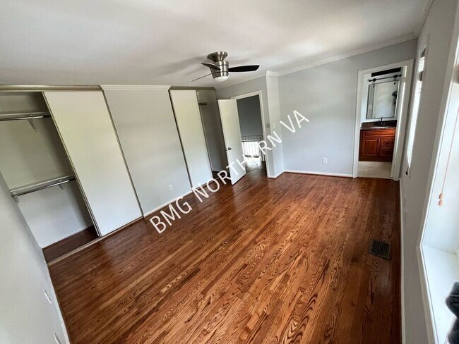 Building Photo - 5344 Anchor Ct