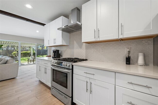 Building Photo - 1505 Westbury Trail