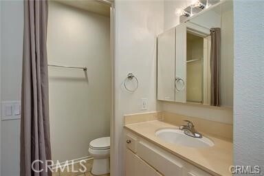 Building Photo - 214 Via Robina