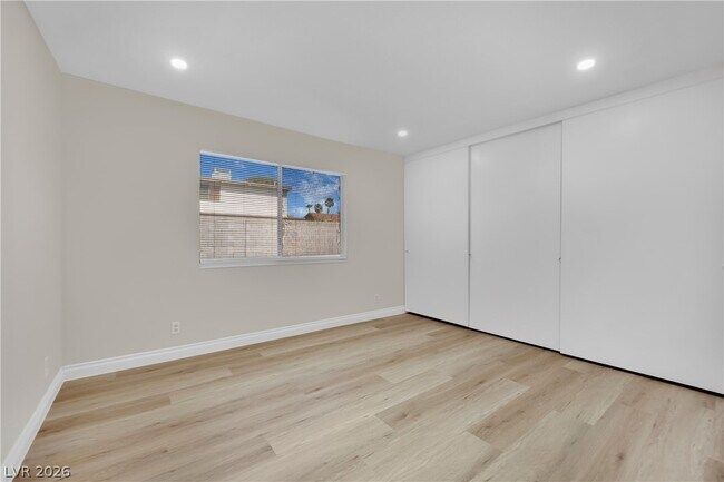 Building Photo - 7156 Enterprise Dr