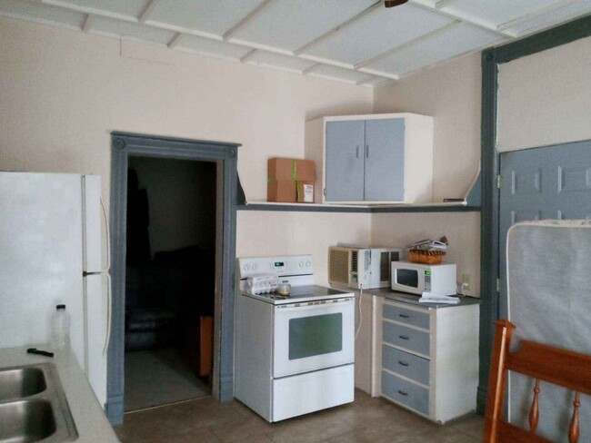 Kitchen view3 - 104 W Front Ave