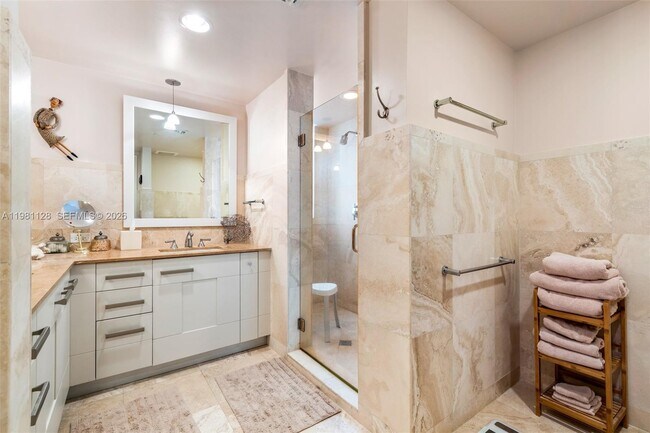 Building Photo - 3540 Main Hwy