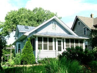 Front of house (view from Scudder street). - 2261 Scudder Street