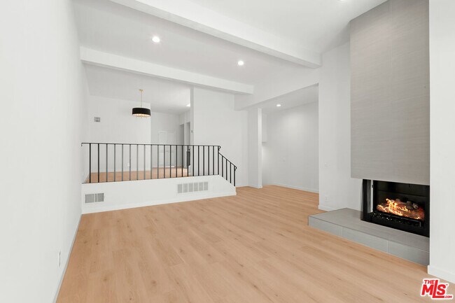 Building Photo - 1566 Michael Ln