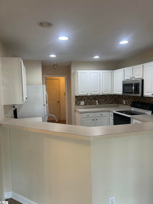 Building Photo - 31 Buckhead Ln