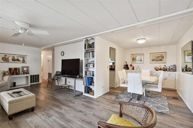 Building Photo - 13225 101st St SE