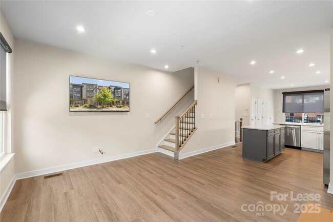 Building Photo - 128 Music Hall Wy