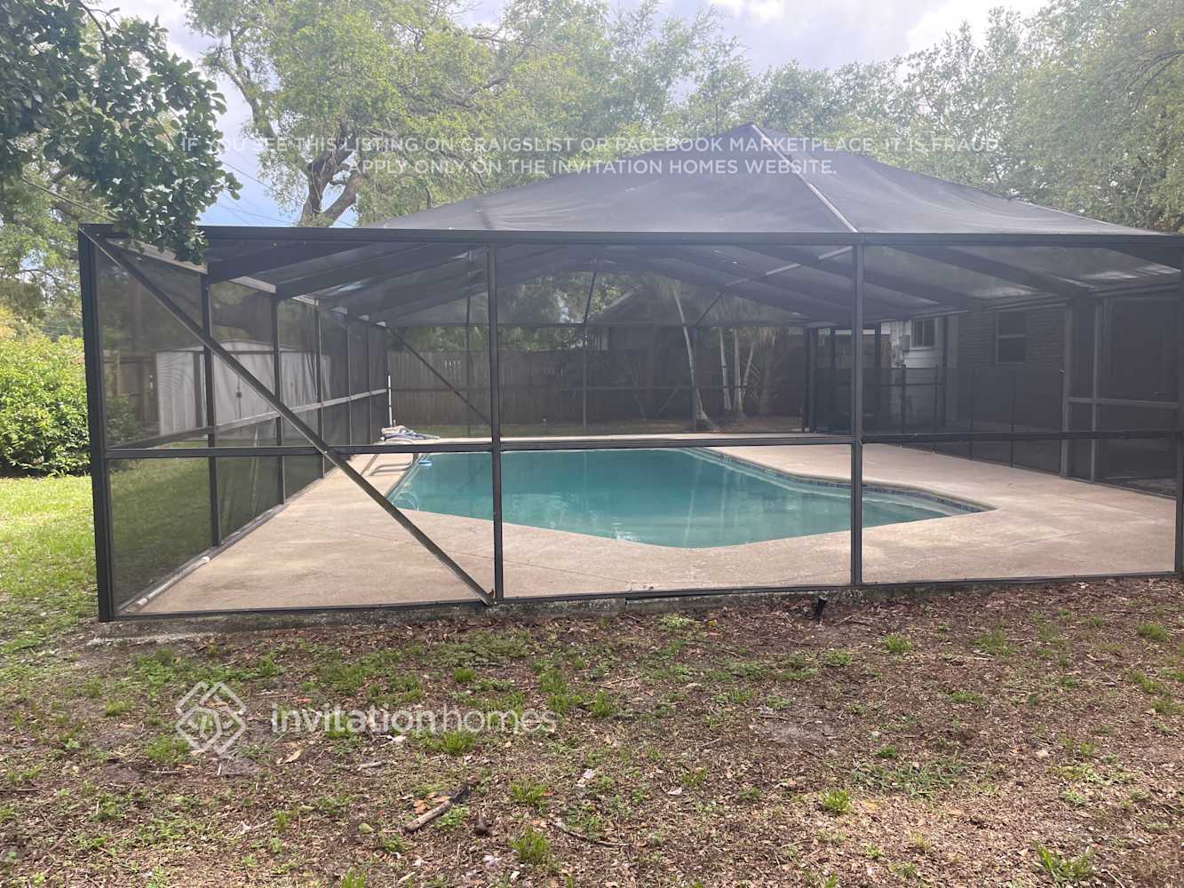 Building Photo - 2928 Pinedale Ave