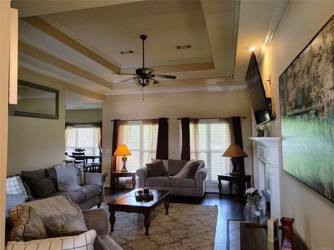 Building Photo - 7301 Anna Rose Dr