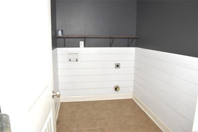 Building Photo - 312 Sherwood Trail