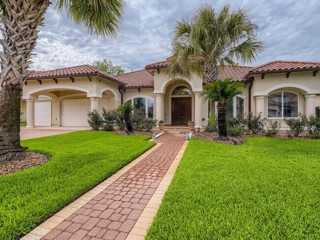 Building Photo - 19027 Crescent Bay Dr