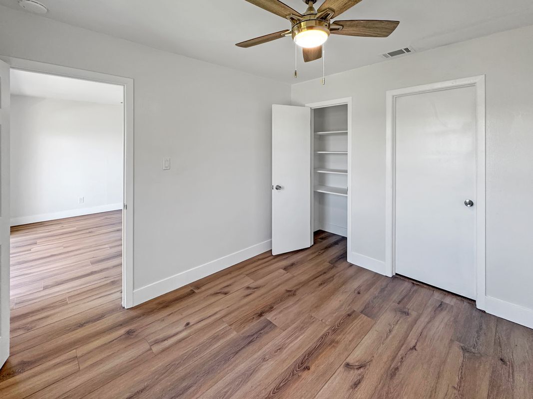 Building Photo - 8300 Bardmoor Blvd