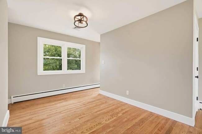 Building Photo - 8643 Ridge Rd