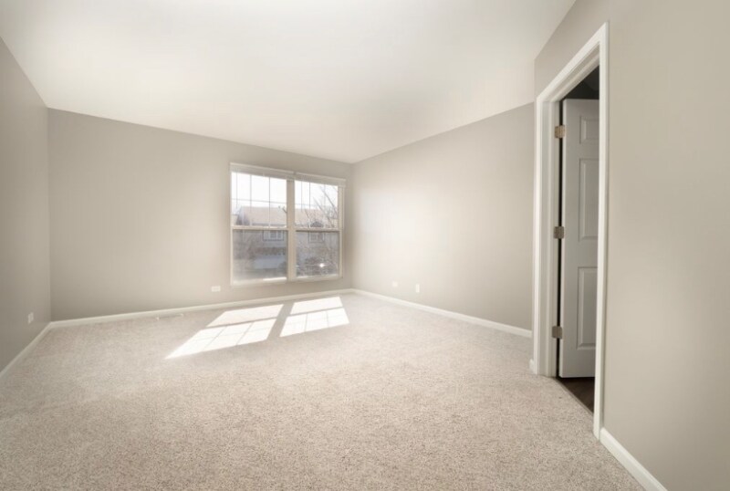 Building Photo - 4036 Blackstone Dr