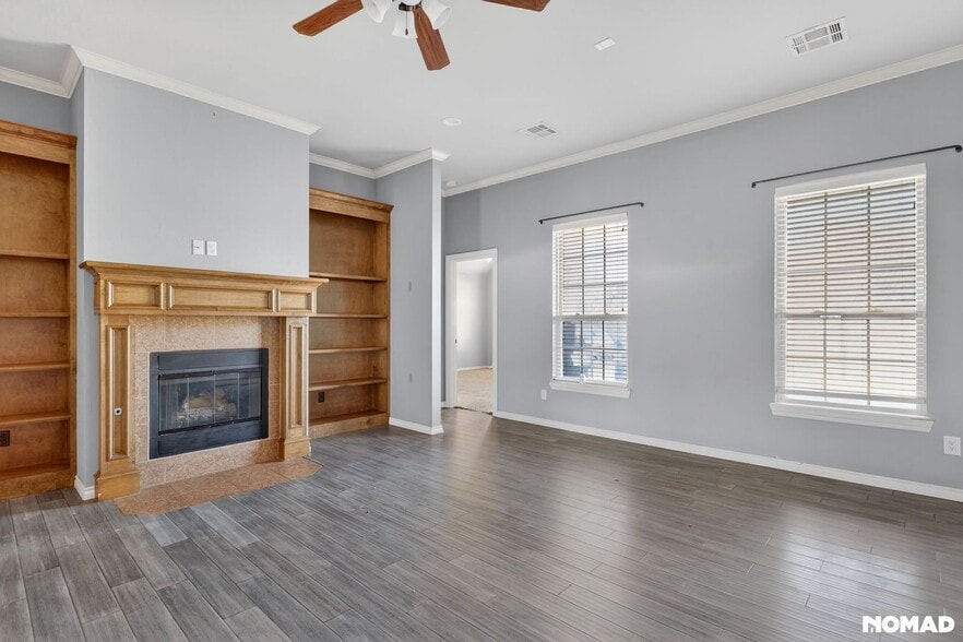 Building Photo - 941 NE 30th St