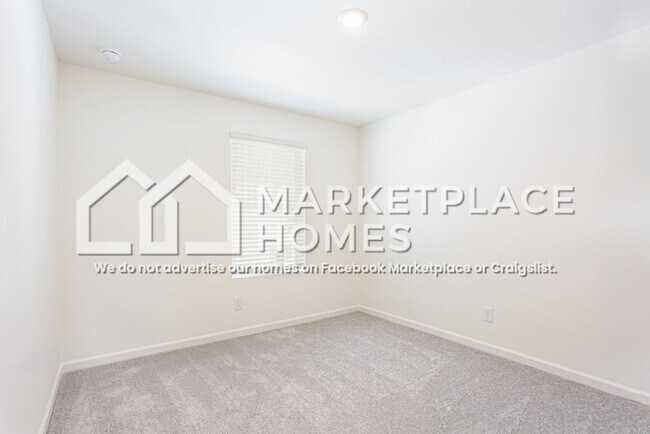 Building Photo - 308 Rydal Way