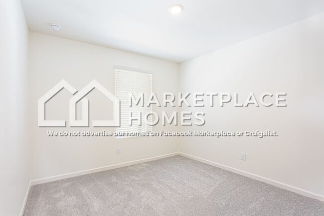 Building Photo - 308 Rydal Wy