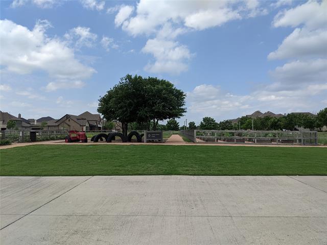 Building Photo - 209 Meadows Dr