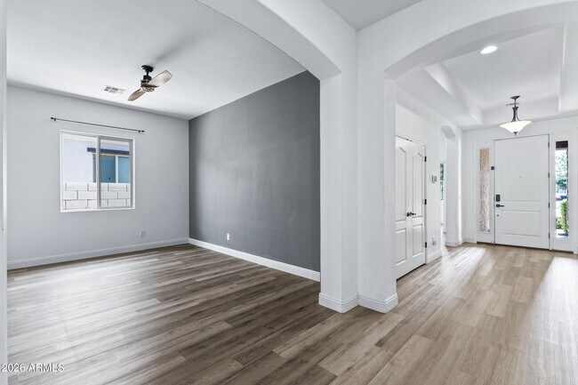 Building Photo - 10218 Bergeron Ave