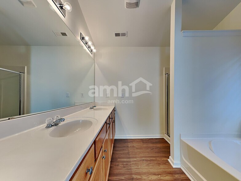 Building Photo - 9681 Widespread Ave NW