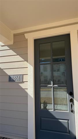 Building Photo - 8861 Scarp Hl Ln