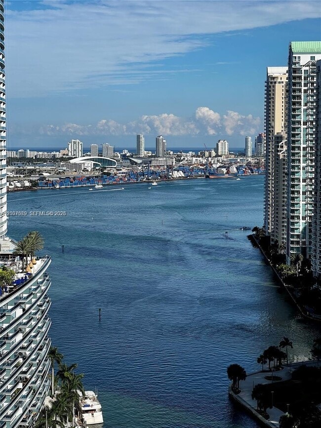 Building Photo - 31 SE 5th St