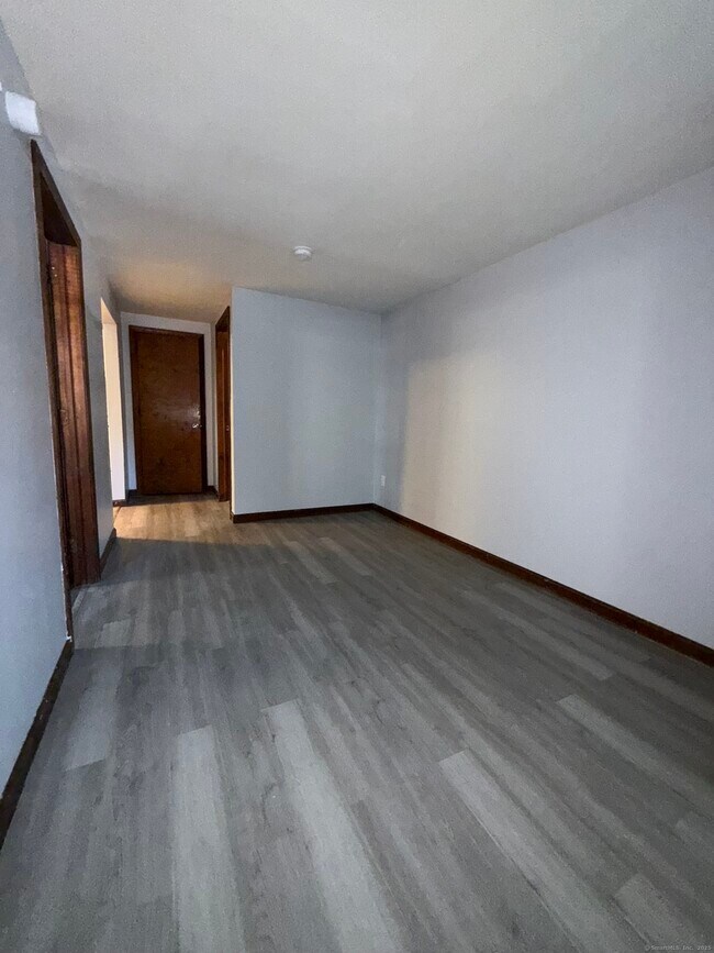 Building Photo - 20 Garvin St