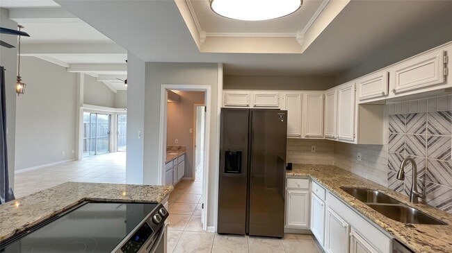 Building Photo - 16130 Seahorse Dr