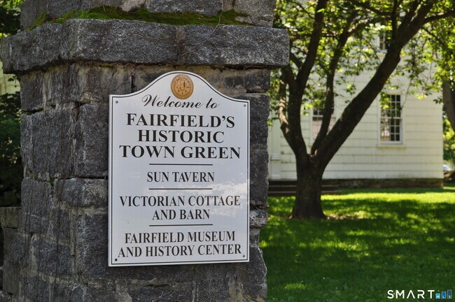 Building Photo - 131 Beach Rd