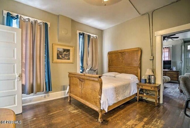 Building Photo - 505 W Missouri Ave