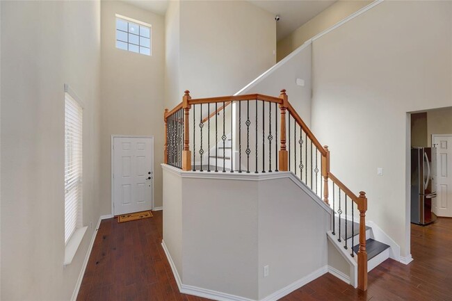 Building Photo - 16105 Travesia Way