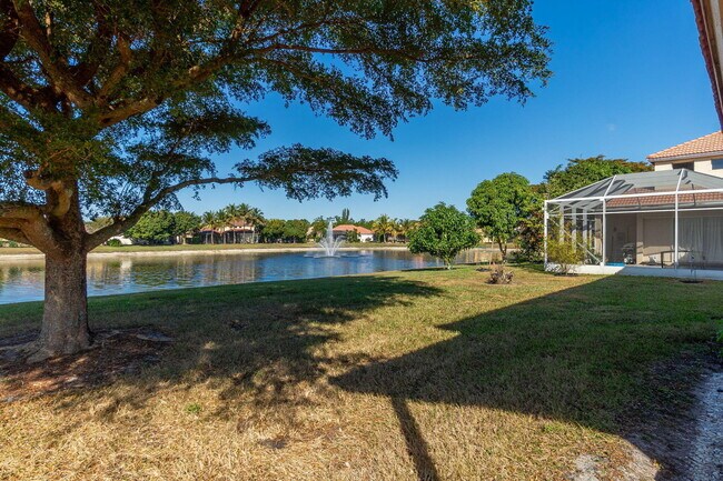 Building Photo - 3887 Hamilton Key