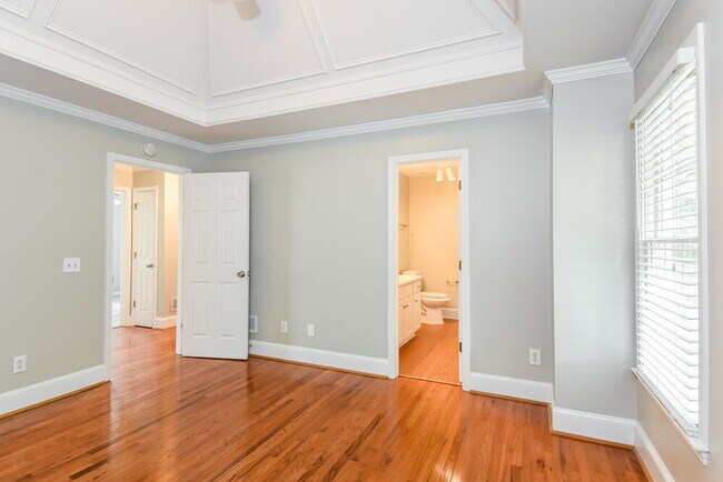 Building Photo - 4930 Baker Plantation Way