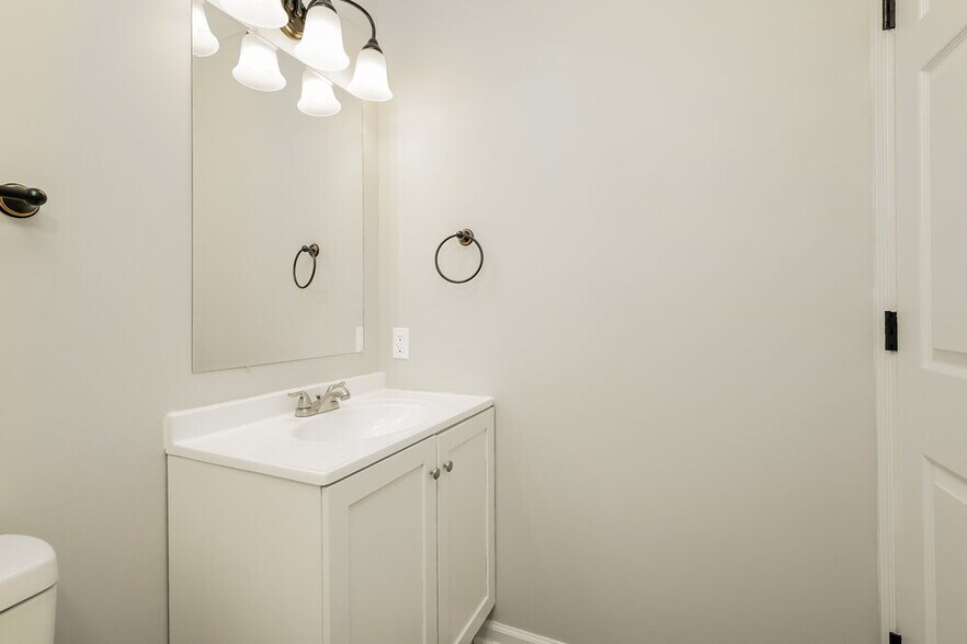 Building Photo - 1495 Brigade Cir