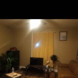 Building Photo - 87 Vennum Ave